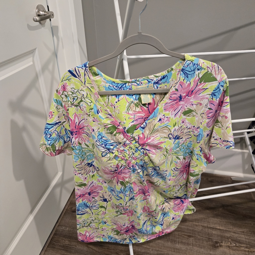 Blue Polka Dot Short Sleeve Top - Picture 2 of 6